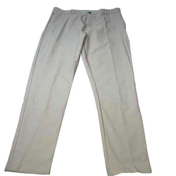 NEW Banana Republic men's khaki pants Timber Wolf lightweight 40" X 32" nylon - Picture 2 of 5